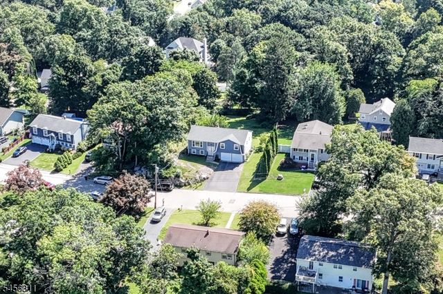 30 Center St, Butler Boro, NJ 07405