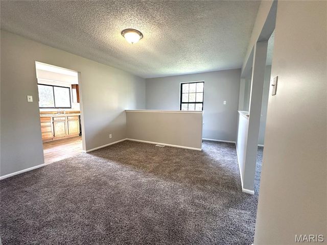 10063 Northgate Drive, Riverview, MO 63137