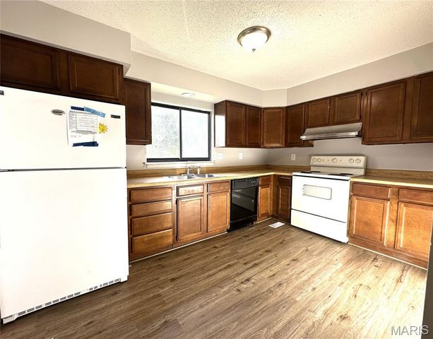 10063 Northgate Drive, Riverview, MO 63137