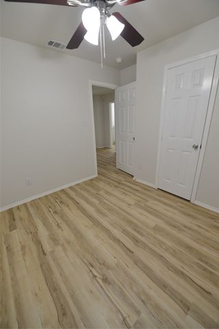 2393 Murphy Court, Red Oak, TX 75154