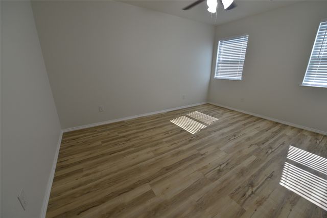 2393 Murphy Court, Red Oak, TX 75154