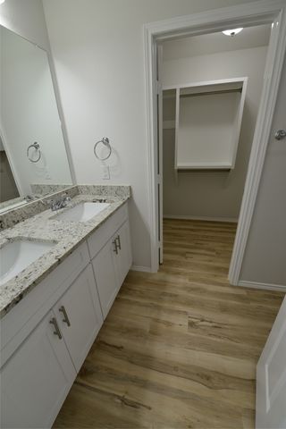 2393 Murphy Court, Red Oak, TX 75154