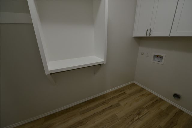2393 Murphy Court, Red Oak, TX 75154