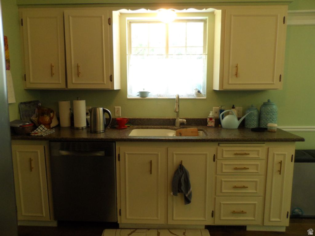 Image 20 of property listing at 1680 E 1550 N, Logan, UT 84341