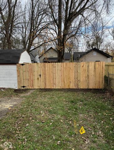 1006 N 9th Street, Terre Haute, IN 47807