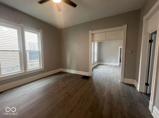 1006 N 9th Street, Terre Haute, IN 47807