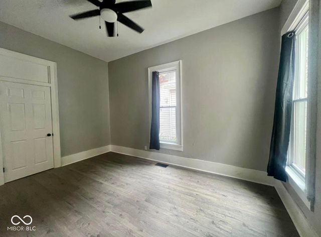 1006 N 9th Street, Terre Haute, IN 47807