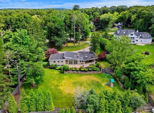 285 Brush Hill Rd, Milton, MA 02186