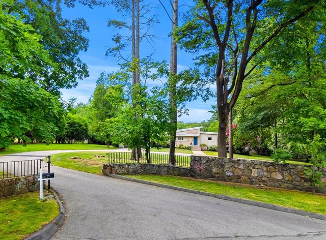 285 Brush Hill Rd, Milton, MA 02186