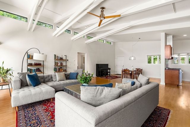 285 Brush Hill Rd, Milton, MA 02186