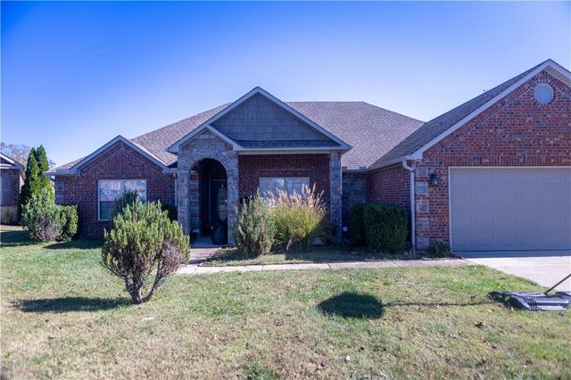 1213 Abby Street, Lowell, AR 72745