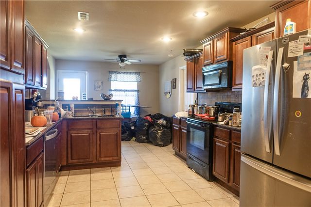 1213 Abby Street, Lowell, AR 72745