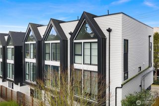 6041 42nd Avenue SW, Seattle, WA 98136