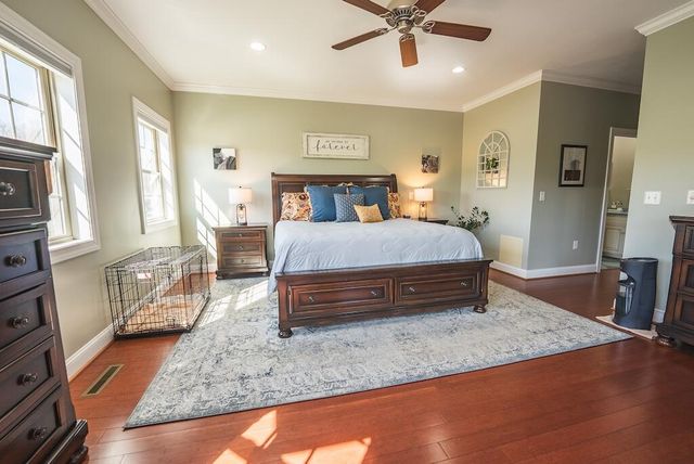 4589 Franklin Pike SE, Floyd, VA 24091