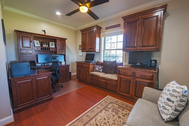 4589 Franklin Pike SE, Floyd, VA 24091
