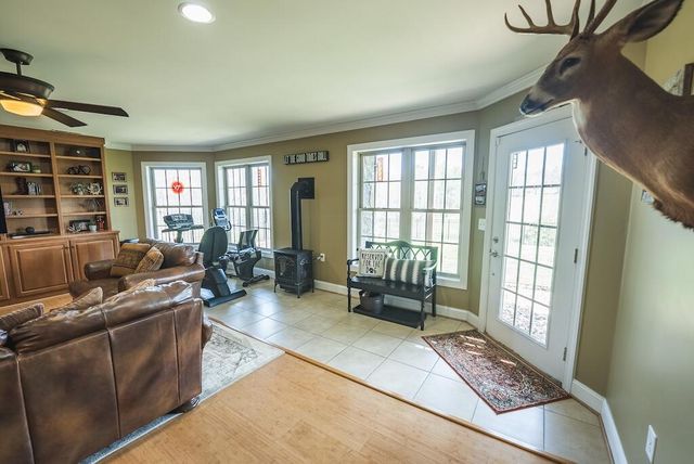4589 Franklin Pike SE, Floyd, VA 24091