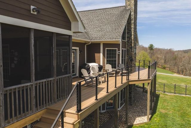 4589 Franklin Pike SE, Floyd, VA 24091