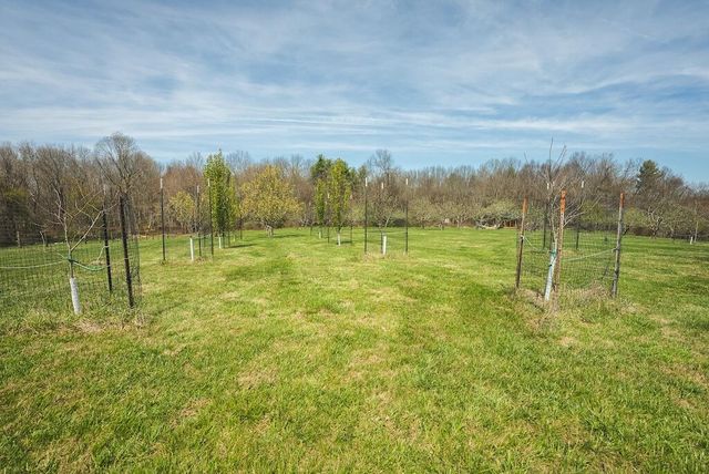 4589 Franklin Pike SE, Floyd, VA 24091