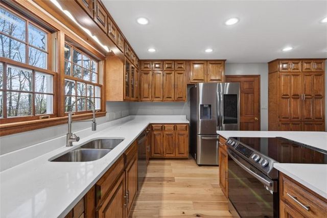 294 Hillcrest Heights, Cornelia, GA 30531