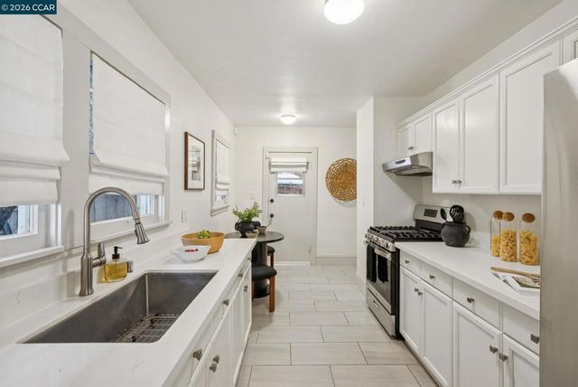 4411 Brookdale Ave, Oakland, CA 94619