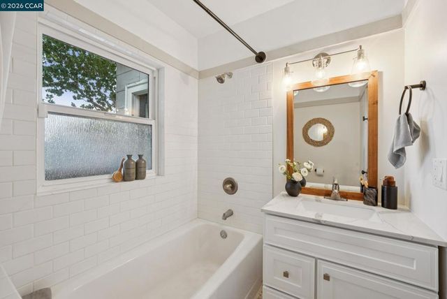 4411 Brookdale Ave, Oakland, CA 94619