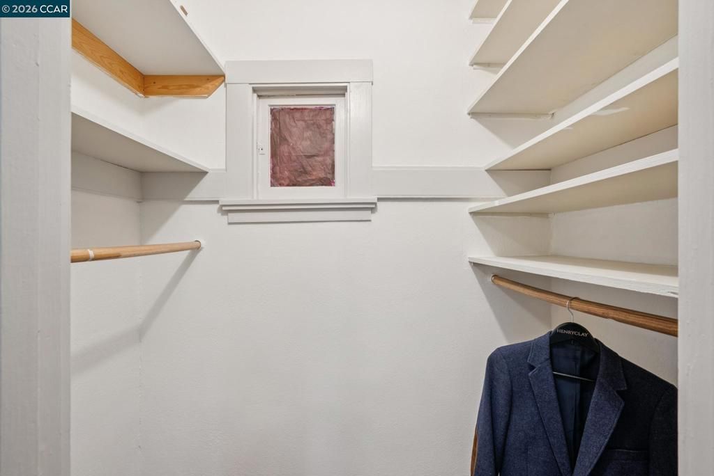 Image 16 of property listing at 4411 Brookdale Ave, Oakland, CA 94619