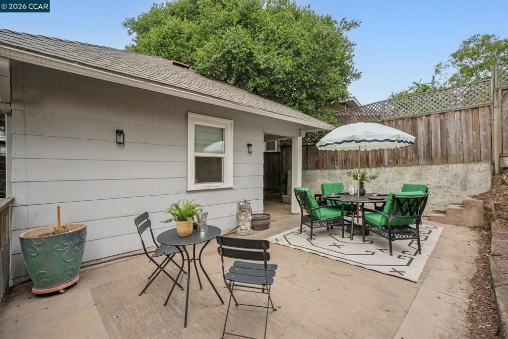 Image 23 of property listing at 4411 Brookdale Ave, Oakland, CA 94619