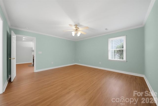 154 39th Avenue Court NW, Hickory, NC 28601