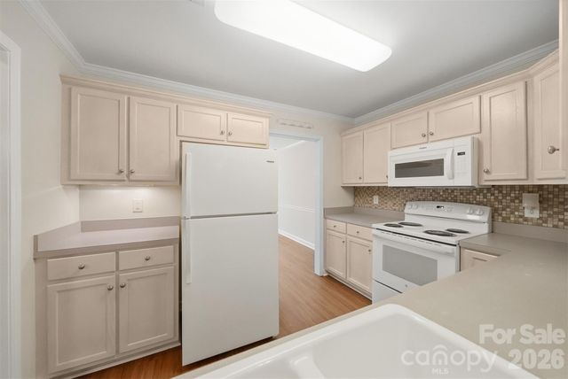 154 39th Avenue Court NW, Hickory, NC 28601