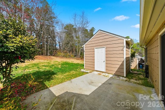 154 39th Avenue Court NW, Hickory, NC 28601