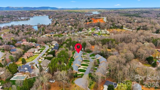 154 39th Avenue Court NW, Hickory, NC 28601