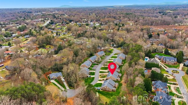 154 39th Avenue Court NW, Hickory, NC 28601