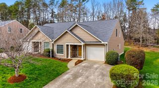 154 39th Avenue Court NW, Hickory, NC 28601