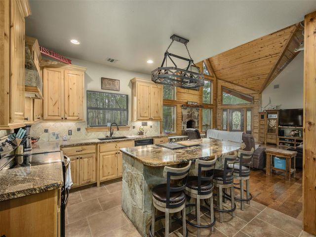 16867 Tierra Buena Drive, Plantersville, TX 77363