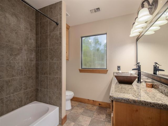 16867 Tierra Buena Drive, Plantersville, TX 77363