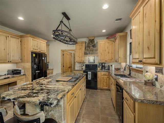 16867 Tierra Buena Drive, Plantersville, TX 77363