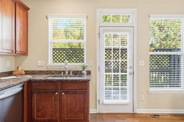 1186 Ridenour NW Boulevard 5, Kennesaw, GA 30152