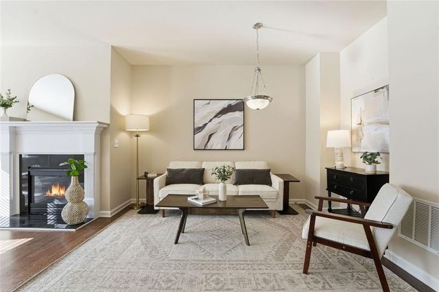 1186 Ridenour NW Boulevard 5, Kennesaw, GA 30152