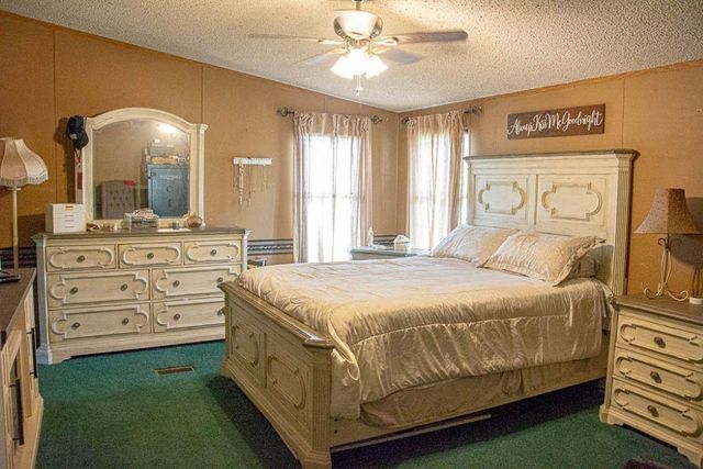 1766 Fm 2104, Paige, TX 78659