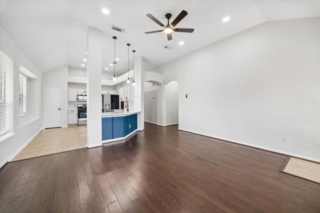 8742 Willancy Lane, Houston, TX 77095