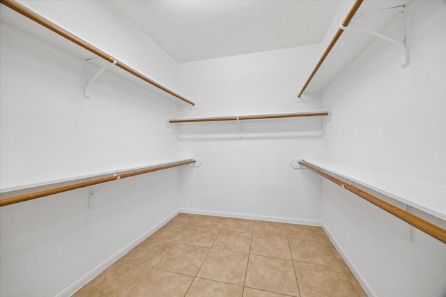 8742 Willancy Lane, Houston, TX 77095