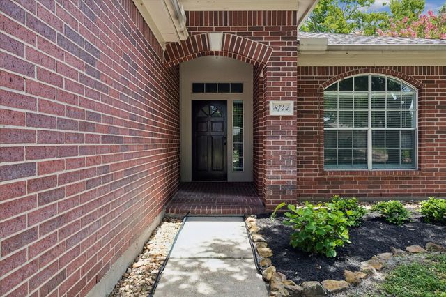 8742 Willancy Lane, Houston, TX 77095