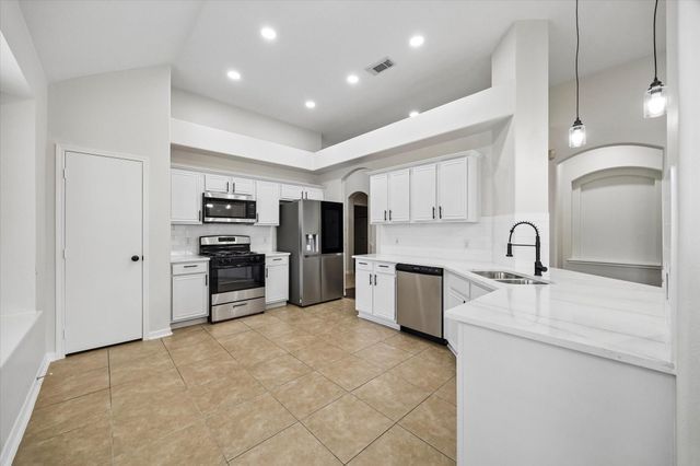 8742 Willancy Lane, Houston, TX 77095