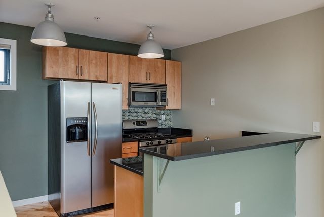 210 Broadway 404, Everett, MA 02149