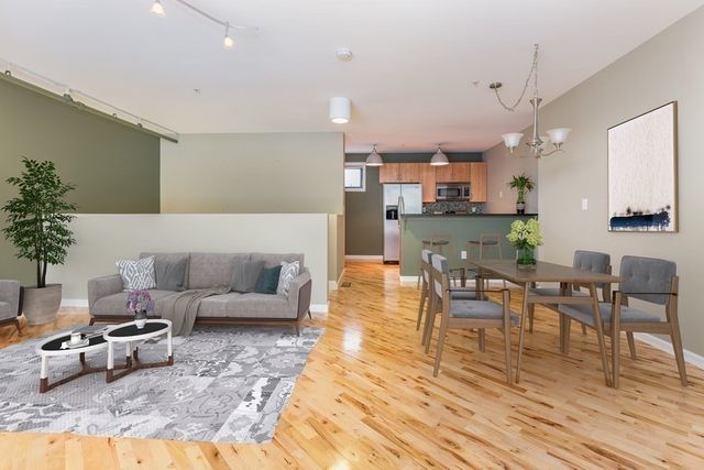 210 Broadway 404, Everett, MA 02149