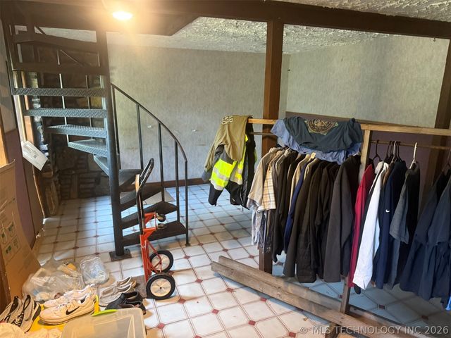 912 W Cedar Street, Stilwell, OK 74960