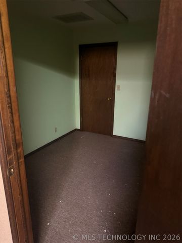 912 W Cedar Street, Stilwell, OK 74960