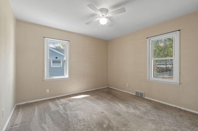 5237 Jersey Avenue N, Crystal, MN 55428