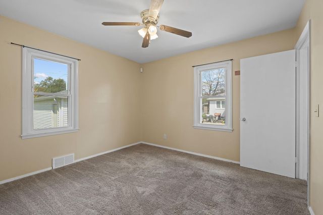 5237 Jersey Avenue N, Crystal, MN 55428