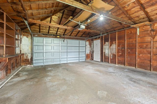 5237 Jersey Avenue N, Crystal, MN 55428